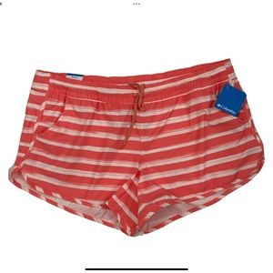 Columbia Bogata Bay Stripe Print UPF 50 Shorts XXL stretch
New With Tags